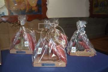 El Casino de Telde homenajea a 18 socios y al que fuera su conserje durante 40 años (Foto TA y TF)